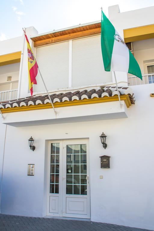 At Almoraide Rooms Suites (Adults Only) Nerja Bagian luar foto