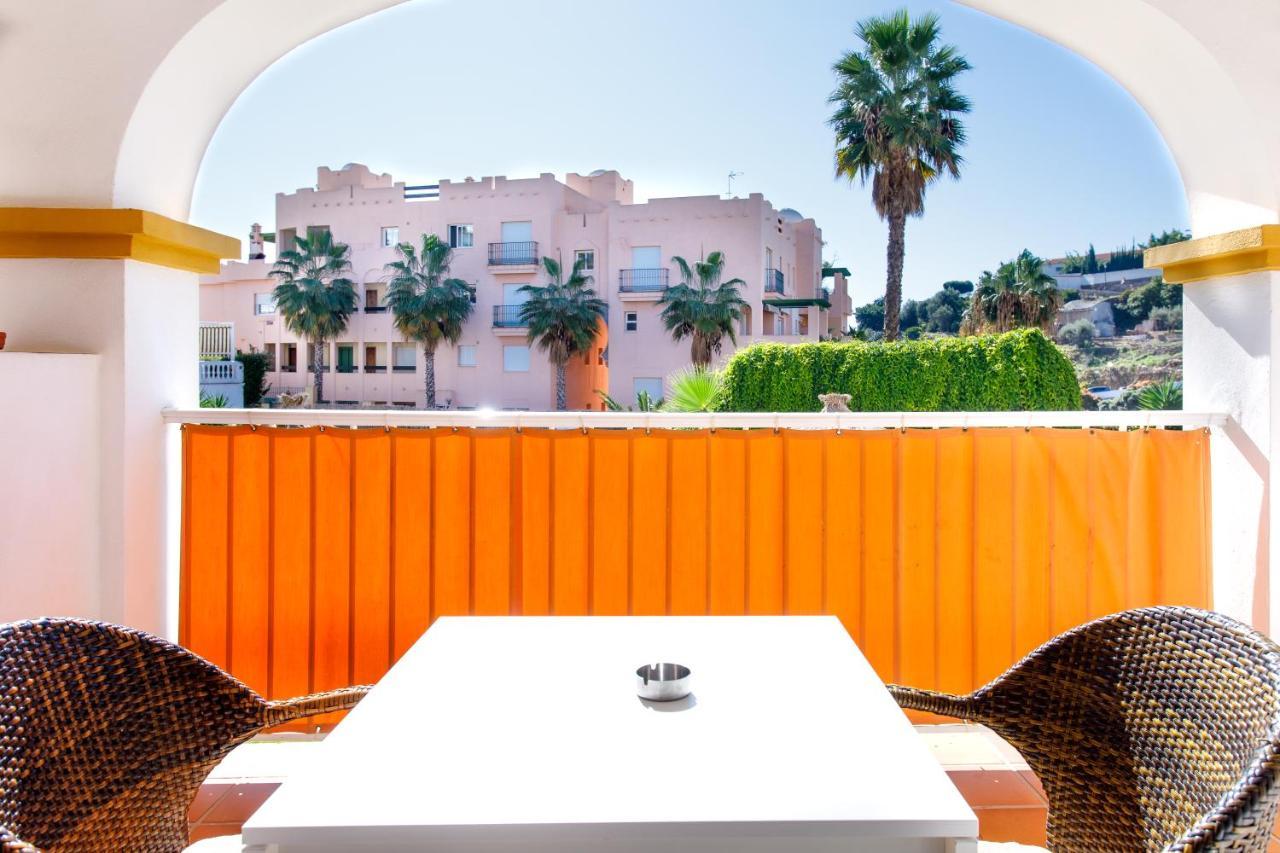 At Almoraide Rooms Suites (Adults Only) Nerja Bagian luar foto