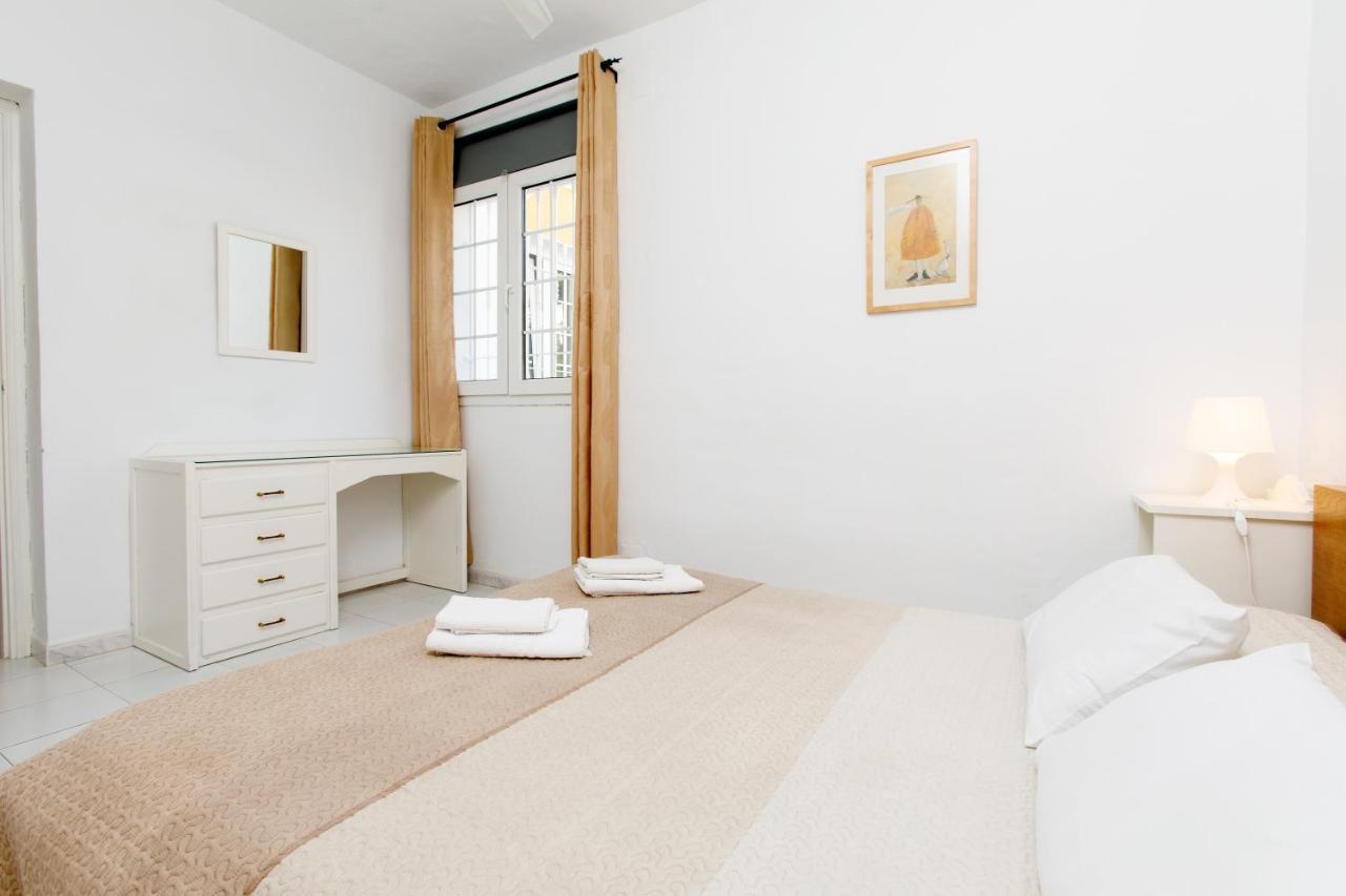 At Almoraide Rooms Suites (Adults Only) Nerja Bagian luar foto