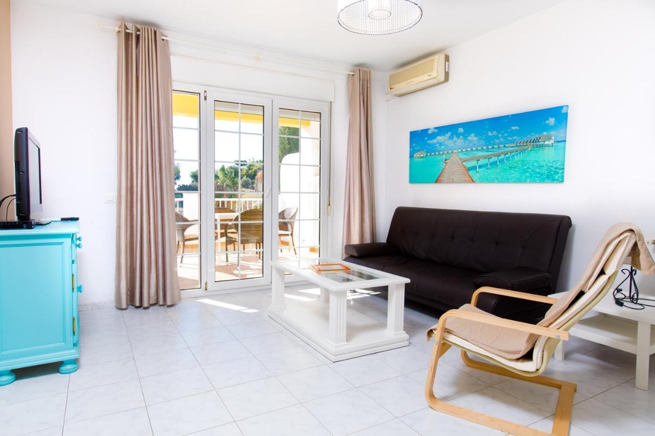 At Almoraide Rooms Suites (Adults Only) Nerja Bagian luar foto