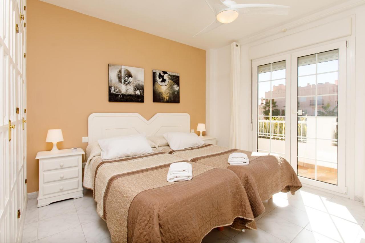 At Almoraide Rooms Suites (Adults Only) Nerja Bagian luar foto