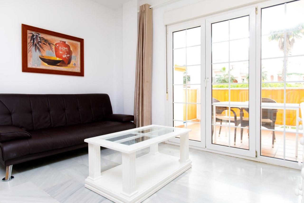 At Almoraide Rooms Suites (Adults Only) Nerja Bagian luar foto